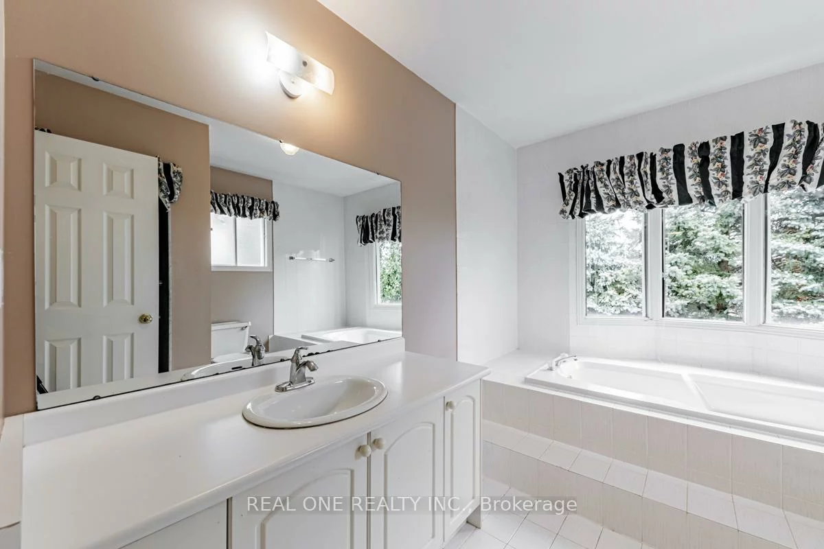 59, Pine Bough, Devonsleigh, Richmond Hill