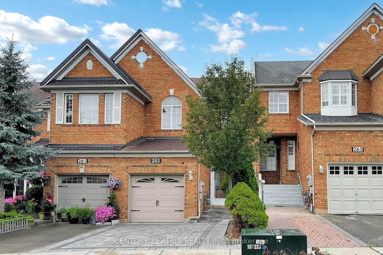 263, Kimono, Rouge Woods, Richmond Hill