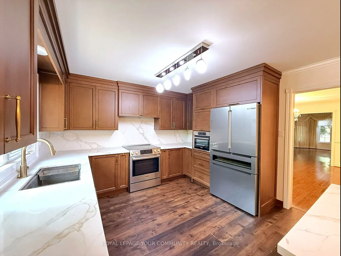7, Crescentview, Bayview Hill, Richmond Hill