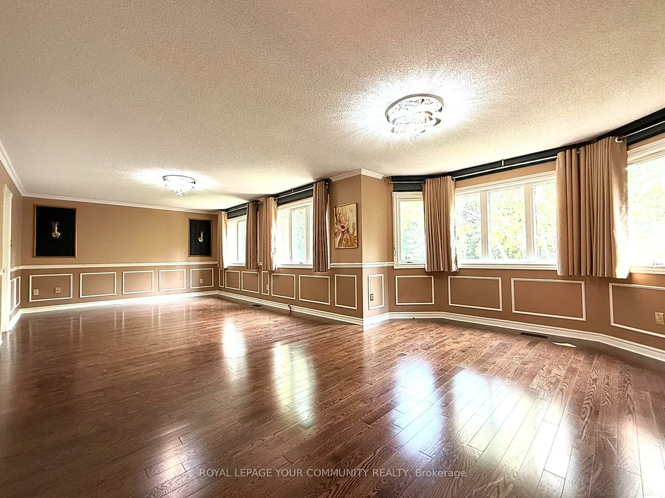 7, Crescentview, Bayview Hill, Richmond Hill