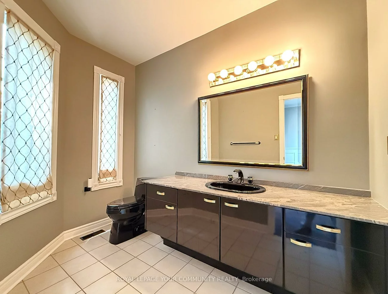 7, Crescentview, Bayview Hill, Richmond Hill