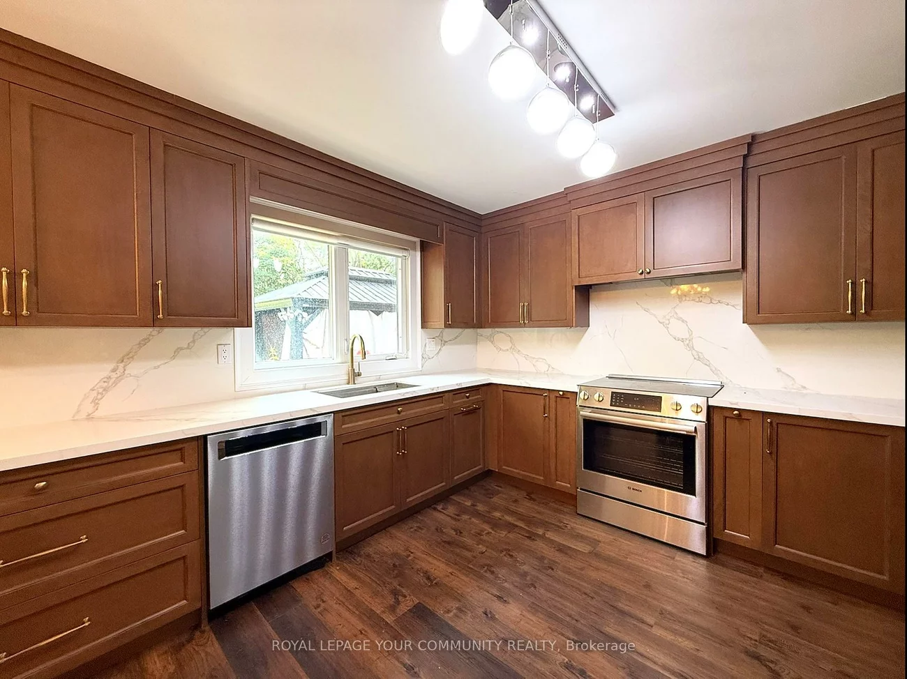 7, Crescentview, Bayview Hill, Richmond Hill