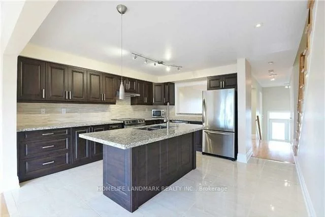 64, Beresford, Langstaff, Richmond Hill