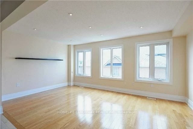 64, Beresford, Langstaff, Richmond Hill