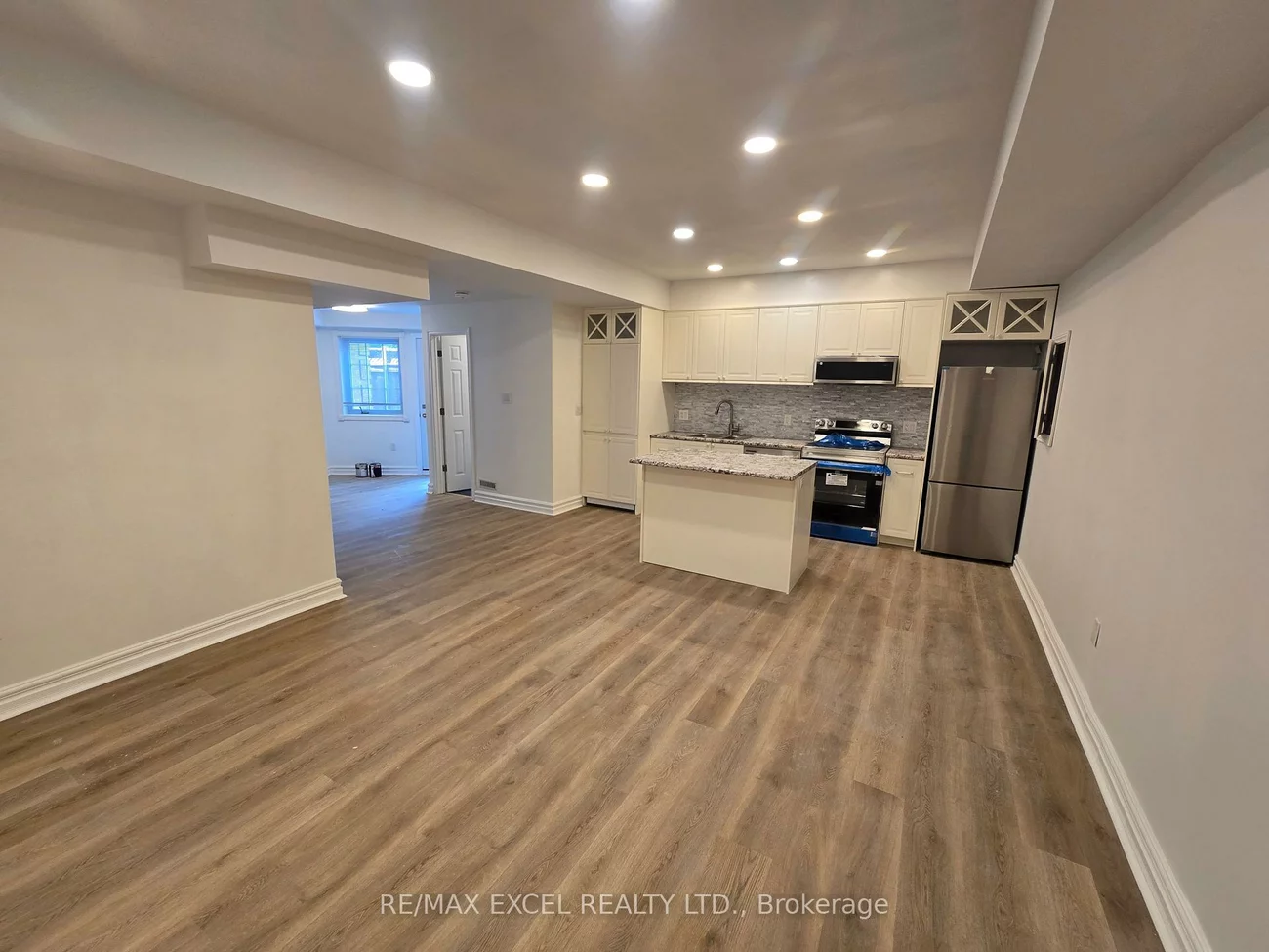 23, Falkland, Mill Pond, Richmond Hill