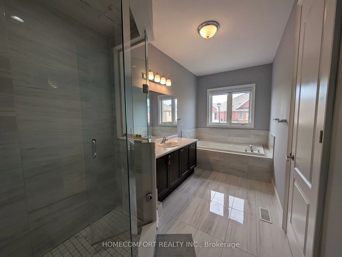 230, Paradelle, Oak Ridges Lake Wilcox, Richmond Hill