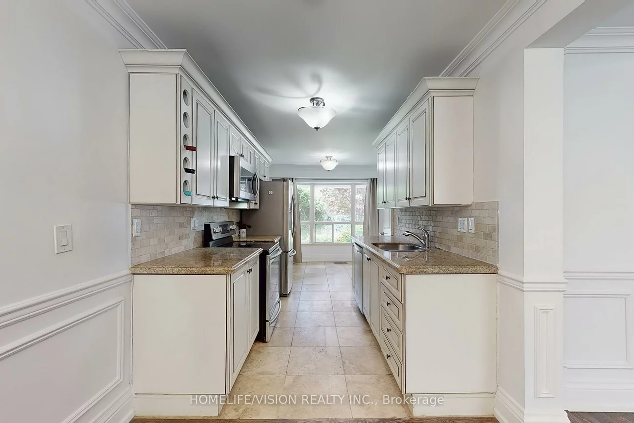 210, Castle Rock, North Richvale, Richmond Hill