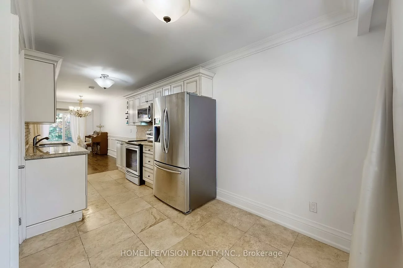 210, Castle Rock, North Richvale, Richmond Hill