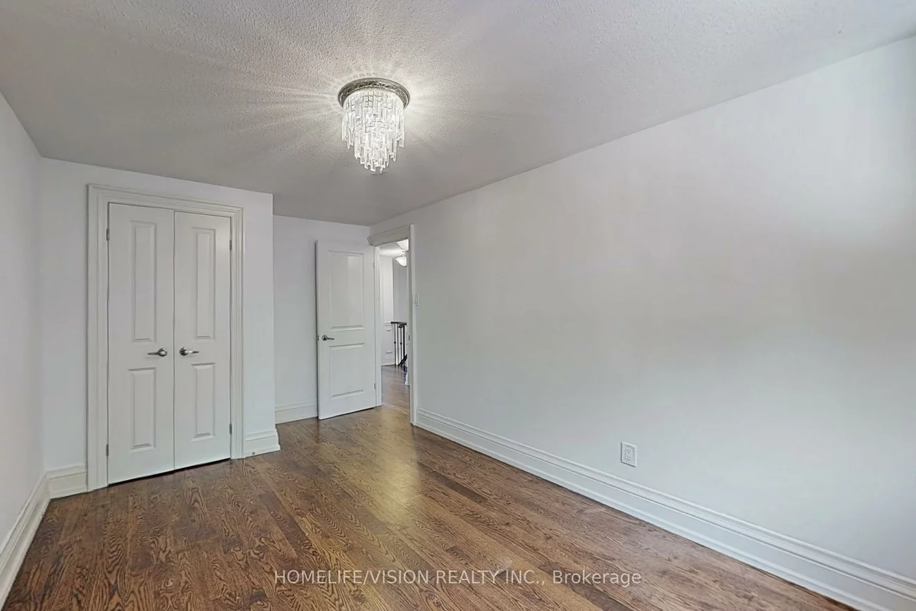 210, Castle Rock, North Richvale, Richmond Hill