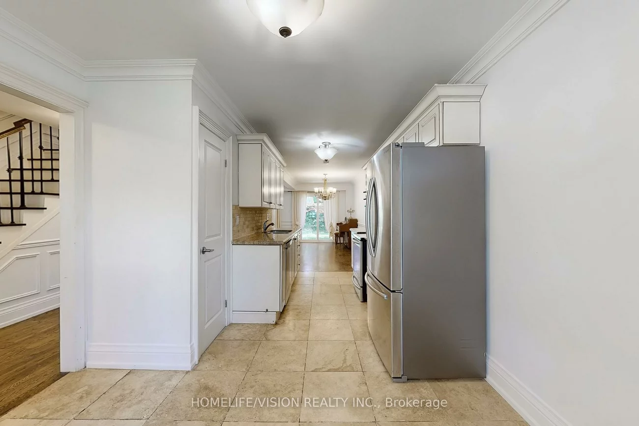 210, Castle Rock, North Richvale, Richmond Hill