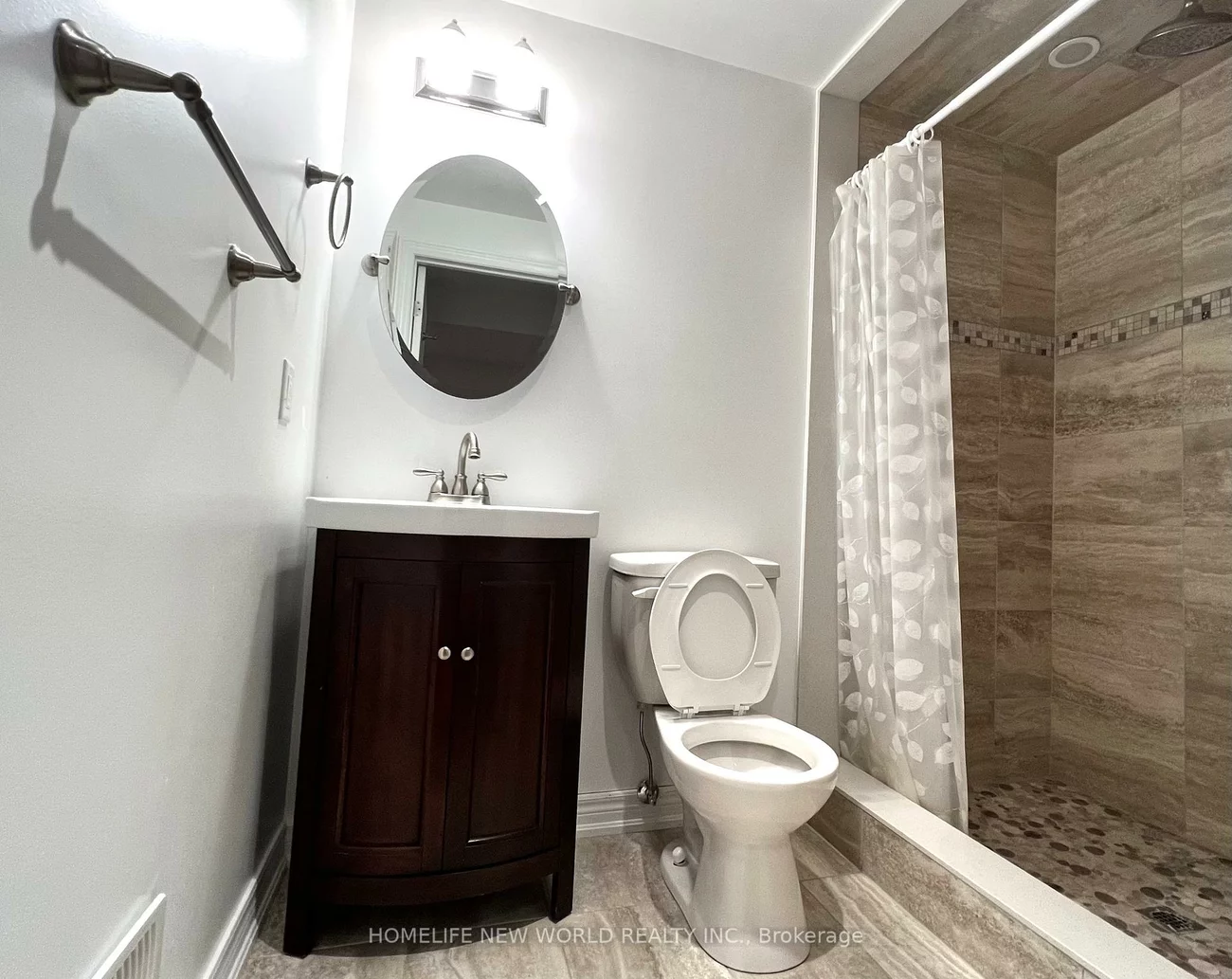 32, Wendelyn, Jefferson, Richmond Hill