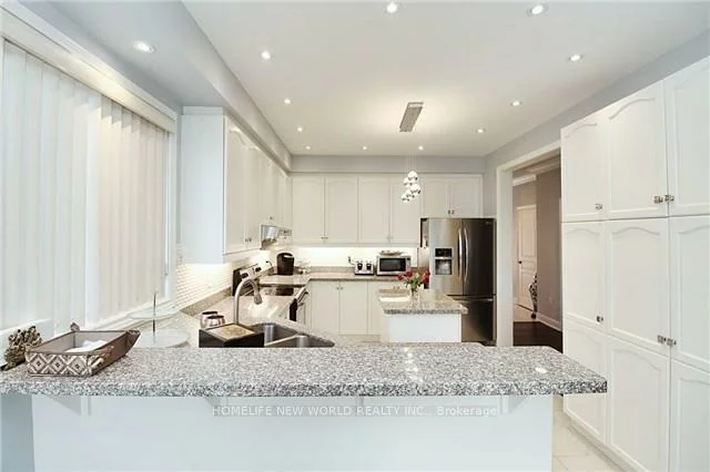 22, Newbridge, Oak Ridges, Richmond Hill