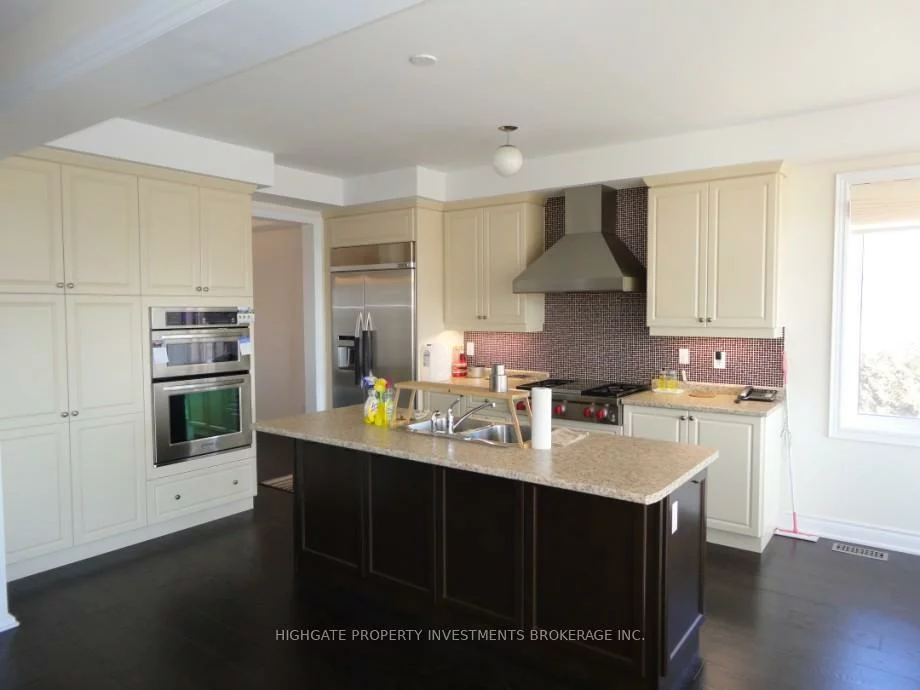 138, Shadow Falls, Jefferson, Richmond Hill