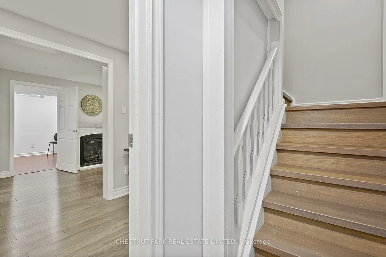 4, Glouster, Harding, Richmond Hill