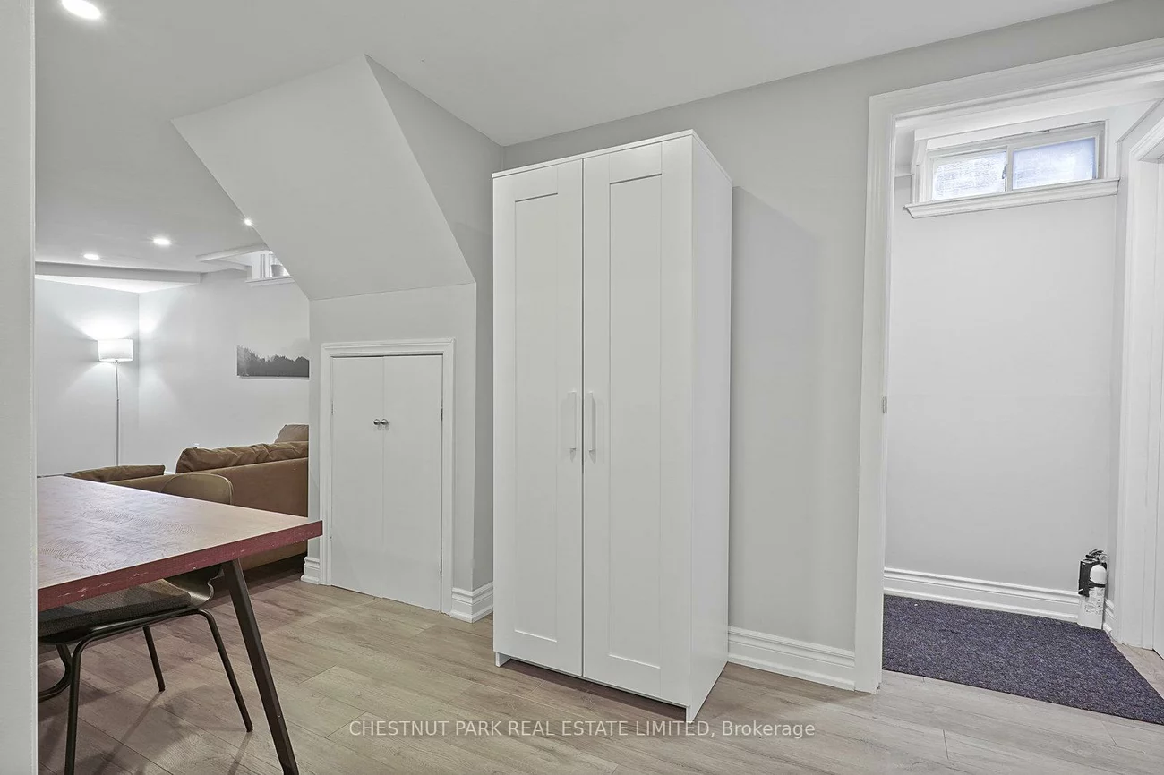 4, Glouster, Harding, Richmond Hill