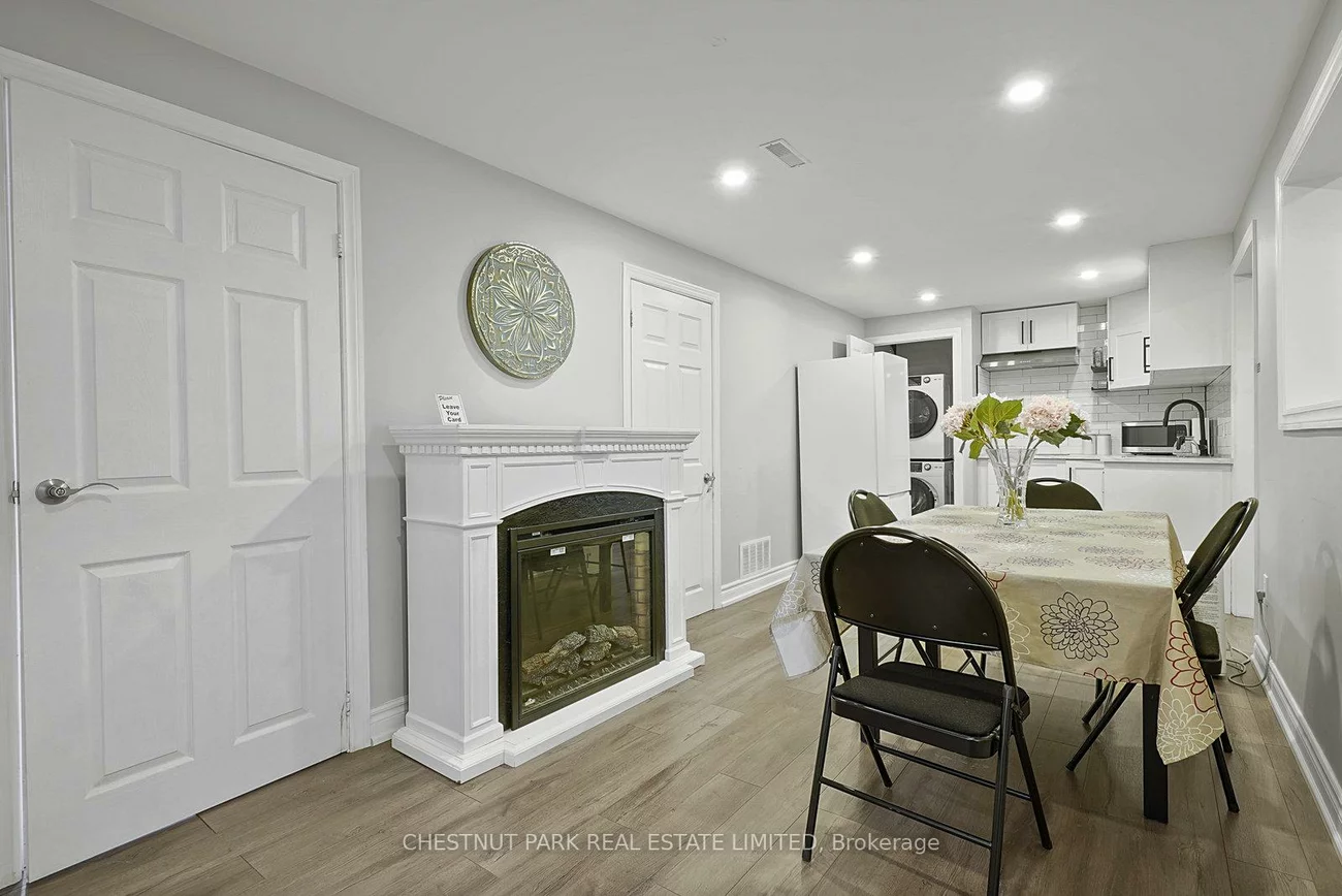 4, Glouster, Harding, Richmond Hill