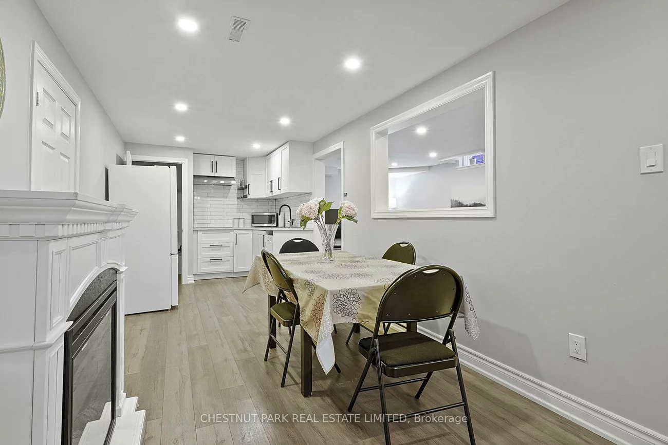 4, Glouster, Harding, Richmond Hill