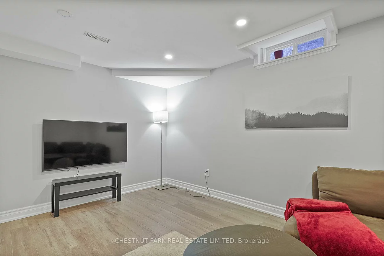 4, Glouster, Harding, Richmond Hill
