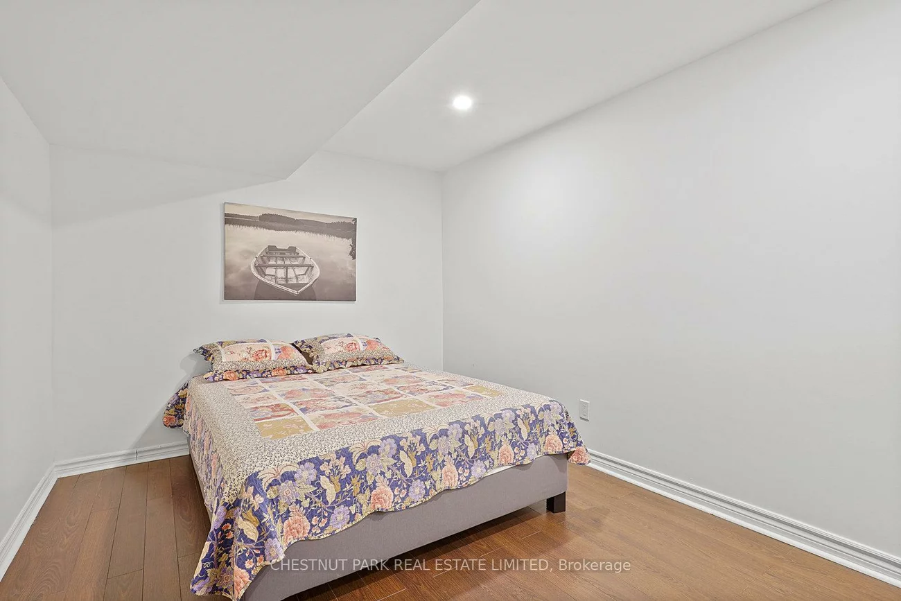 4, Glouster, Harding, Richmond Hill