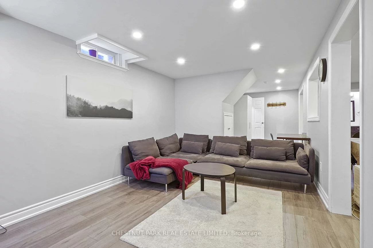 4, Glouster, Harding, Richmond Hill