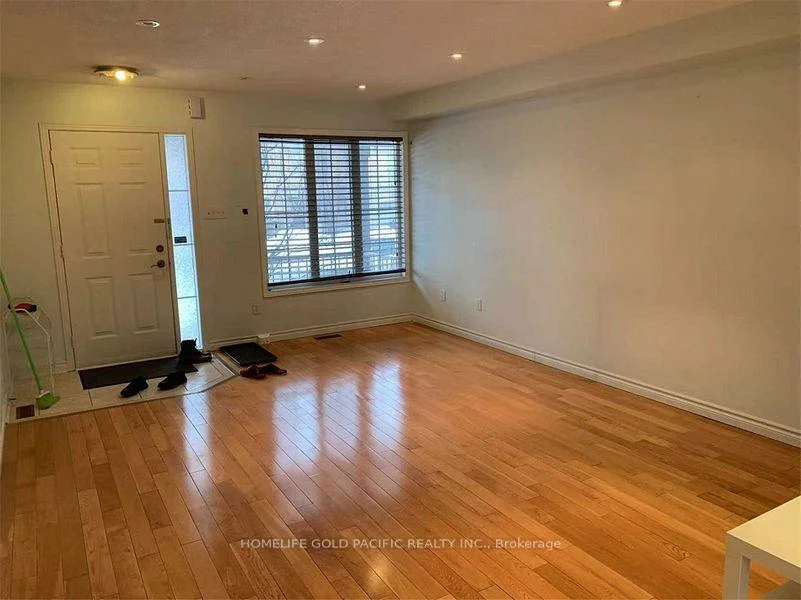 27, Moresby, Langstaff, Richmond Hill