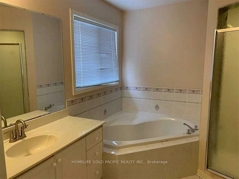 27, Moresby, Langstaff, Richmond Hill