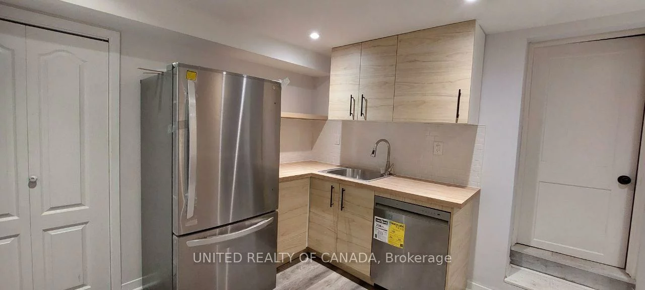 126, Weldrick Rd, North Richvale, Richmond Hill