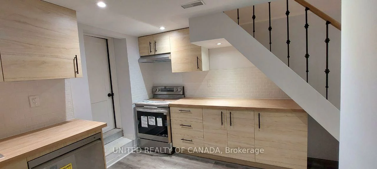 126, Weldrick Rd, North Richvale, Richmond Hill