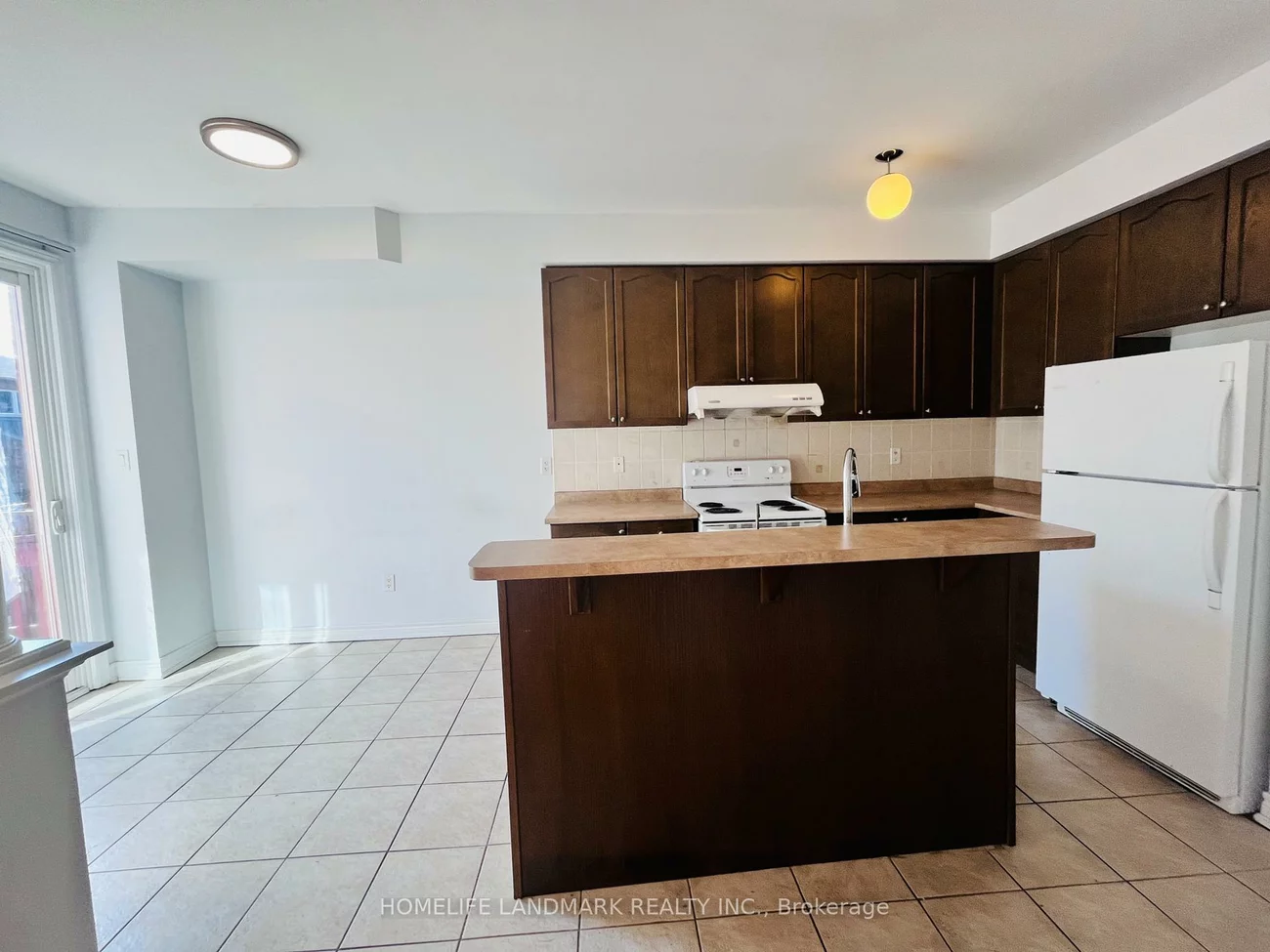 27, Thistle, Jefferson, Richmond Hill