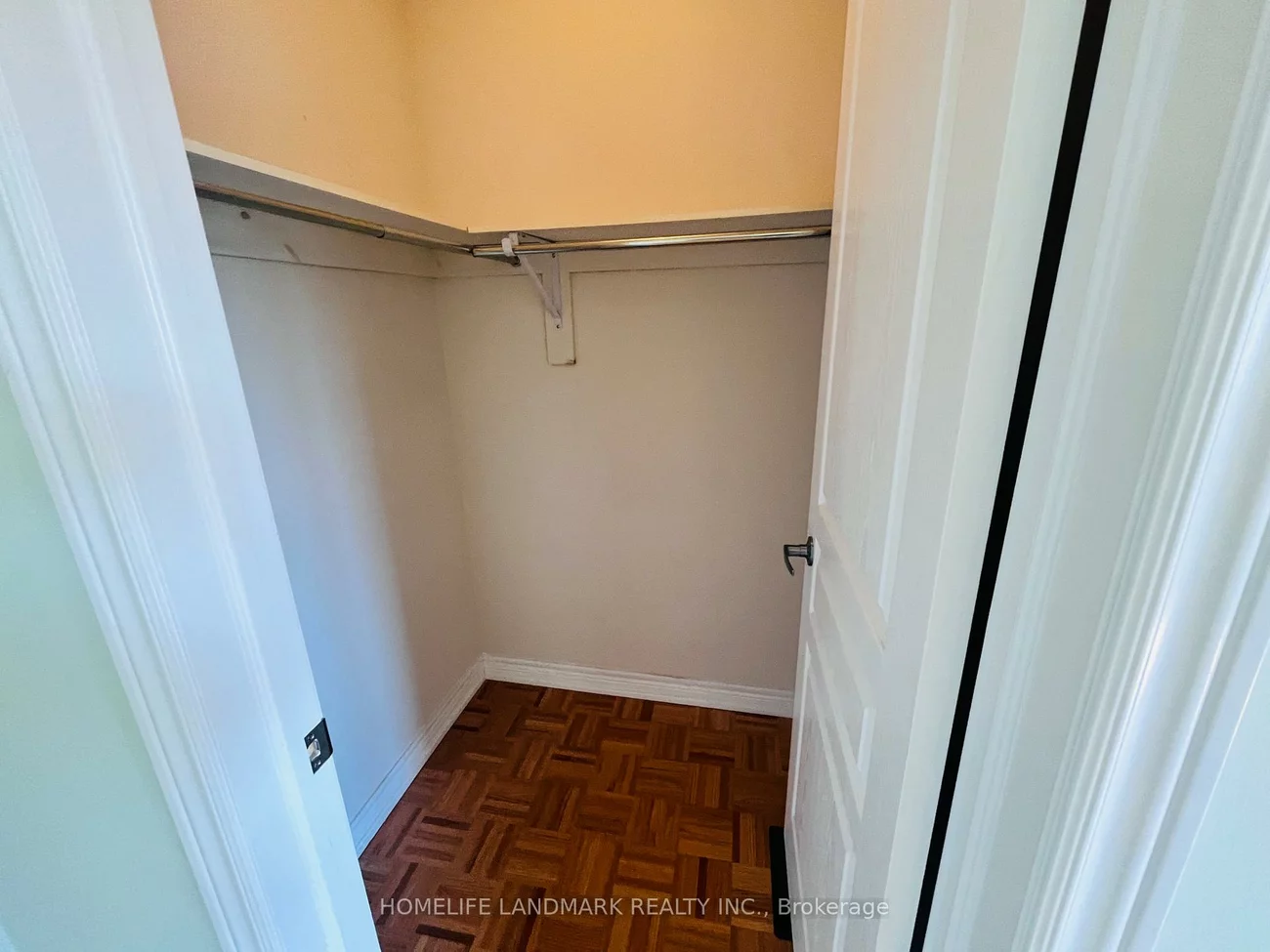 27, Thistle, Jefferson, Richmond Hill