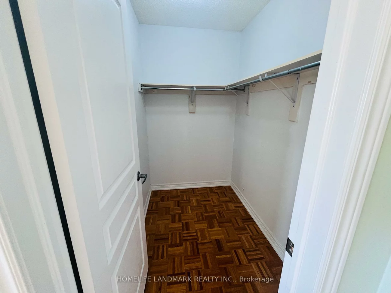 27, Thistle, Jefferson, Richmond Hill