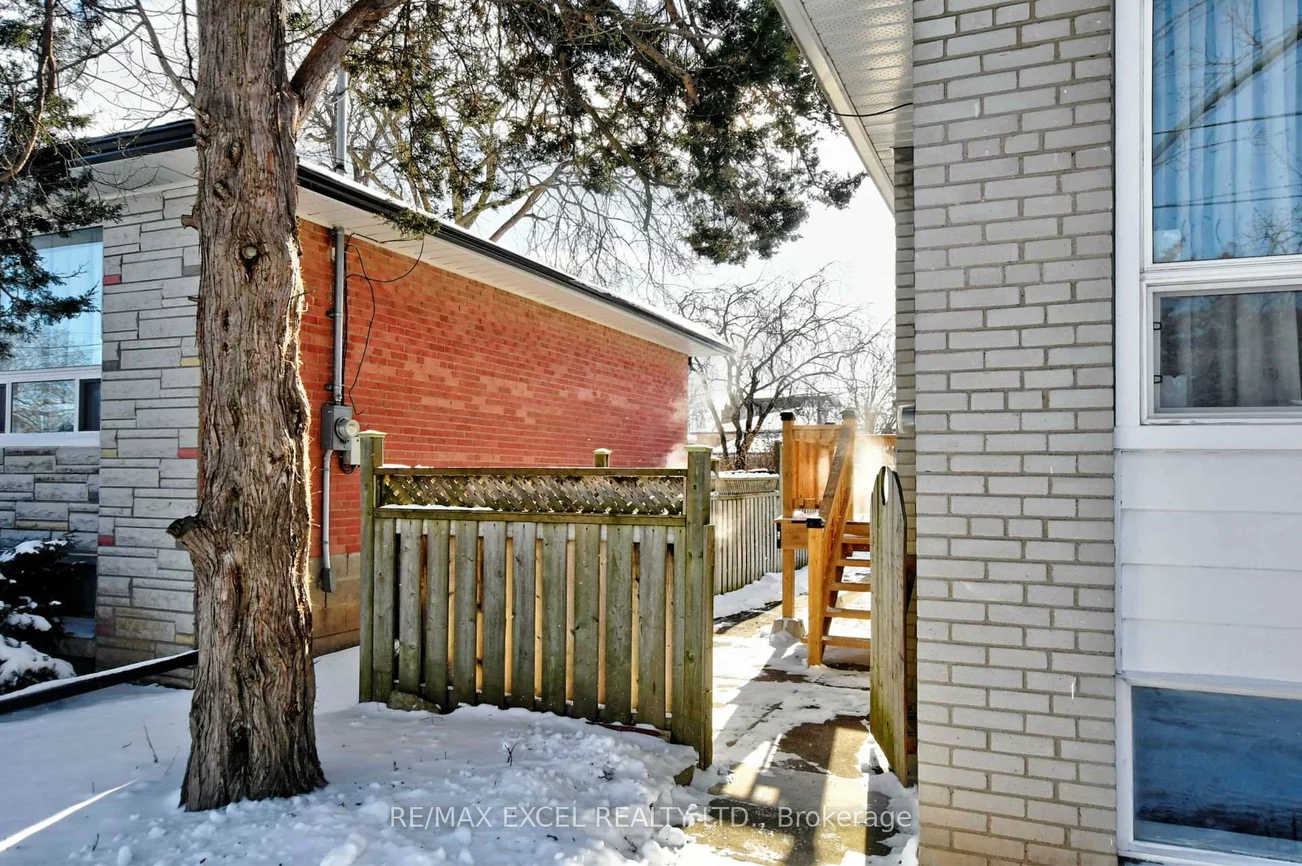 412, Balkan, Crosby, Richmond Hill