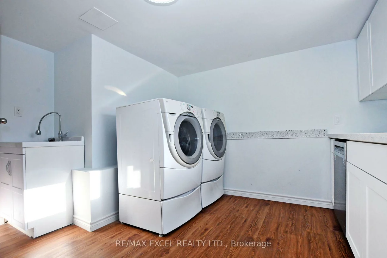 412, Balkan, Crosby, Richmond Hill