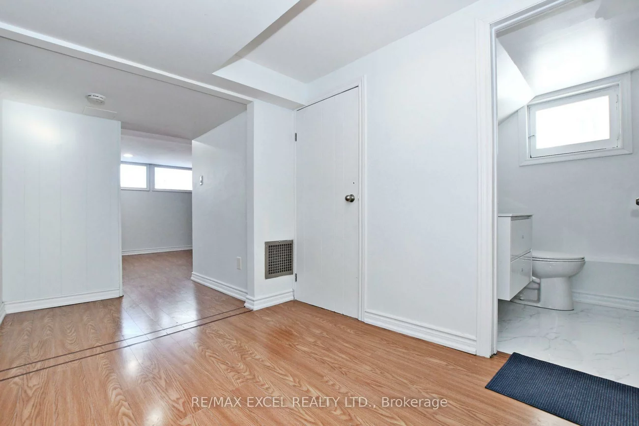 412, Balkan, Crosby, Richmond Hill