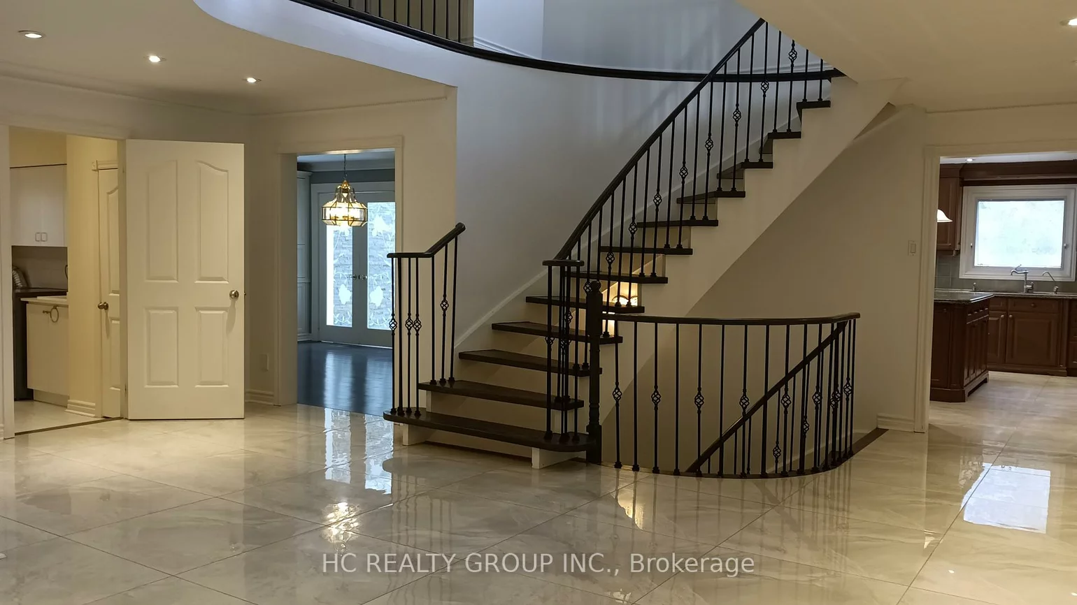 52, Chiltern, Bayview Hill, Richmond Hill