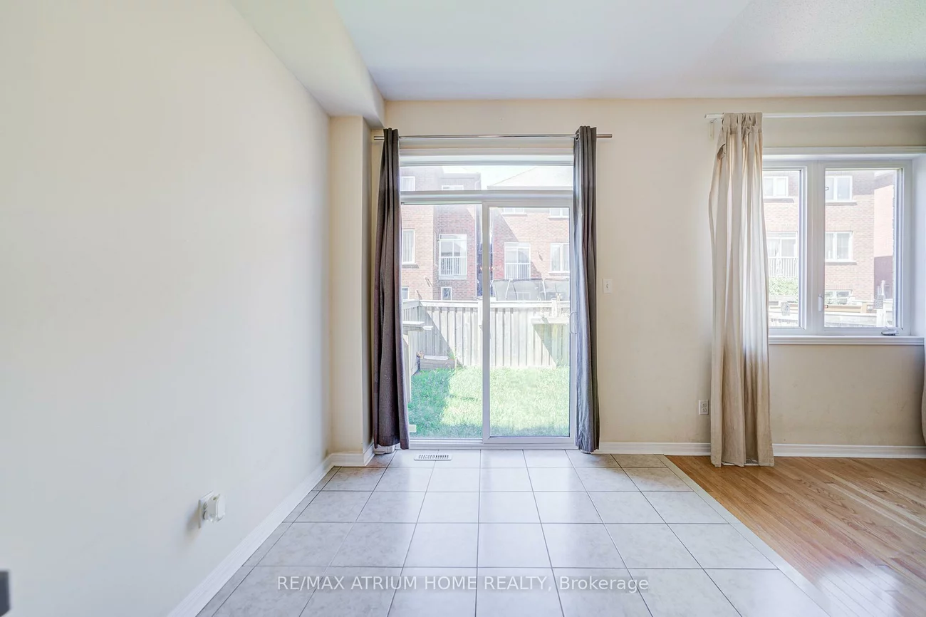 30, London Pride, Jefferson, Richmond Hill