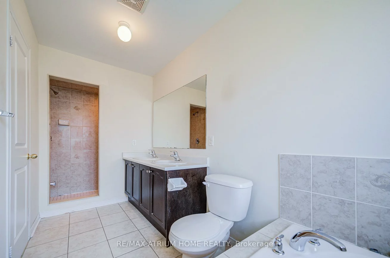30, London Pride, Jefferson, Richmond Hill