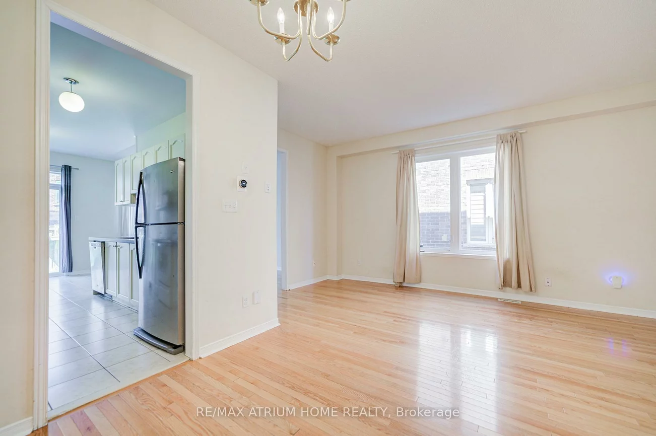 30, London Pride, Jefferson, Richmond Hill