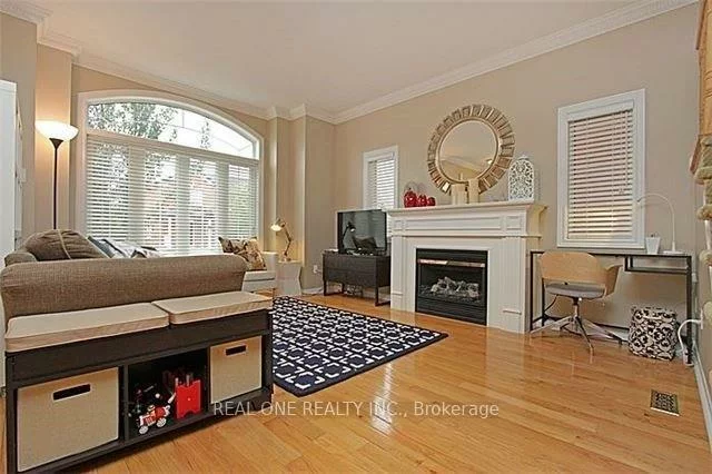 78, Bassett, Langstaff, Richmond Hill