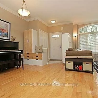 78, Bassett, Langstaff, Richmond Hill