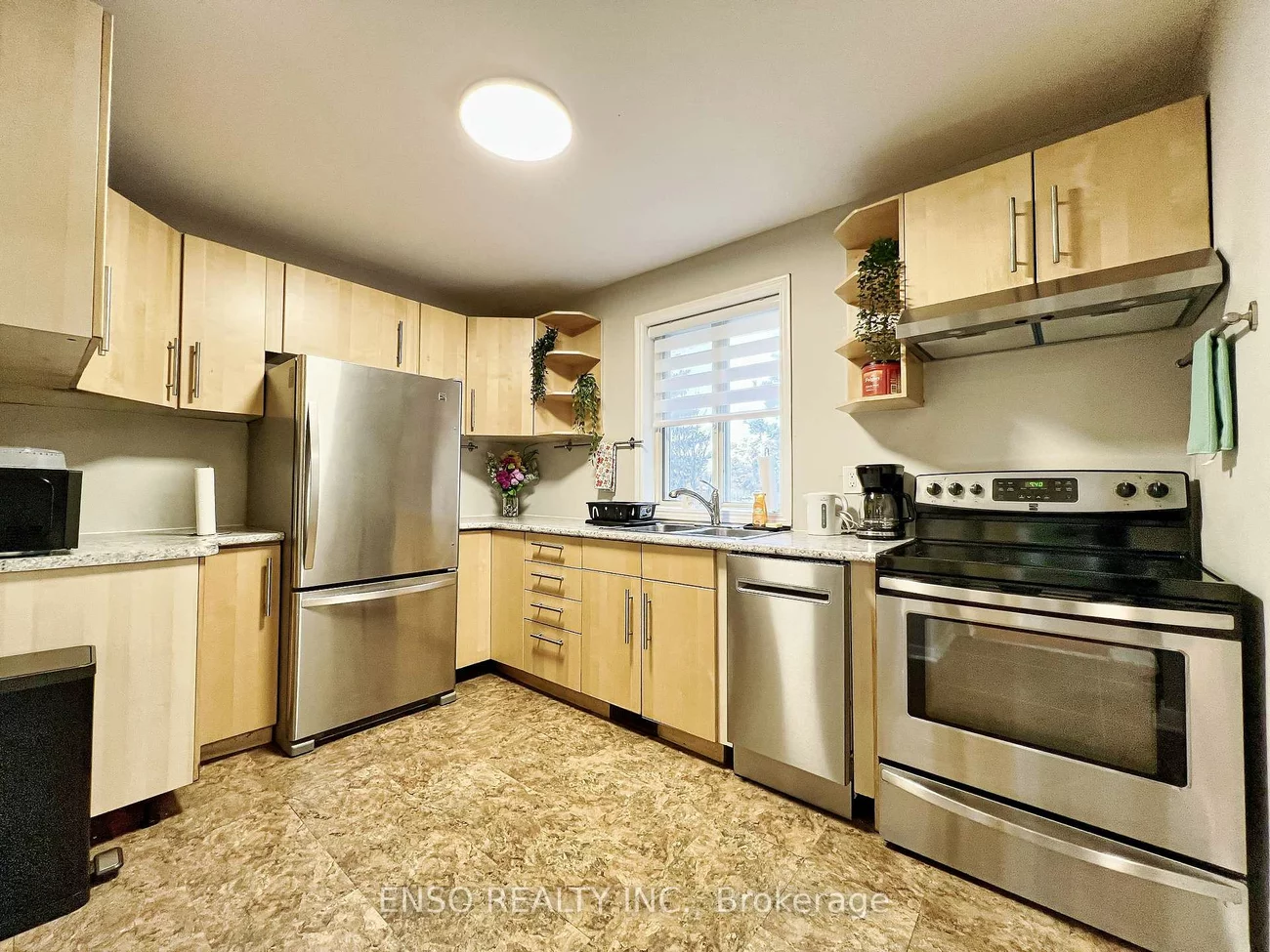 24, Gentry, Crosby, Richmond Hill