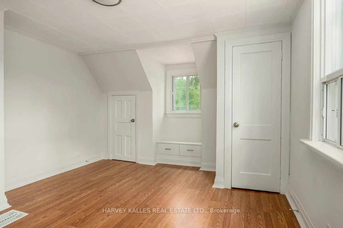 129, Major Mackenzie, Crosby, Richmond Hill