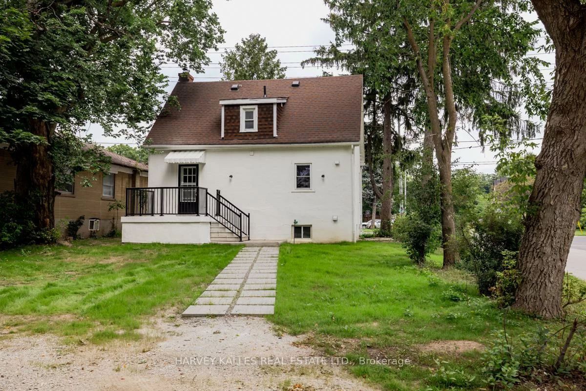 129, Major Mackenzie, Crosby, Richmond Hill