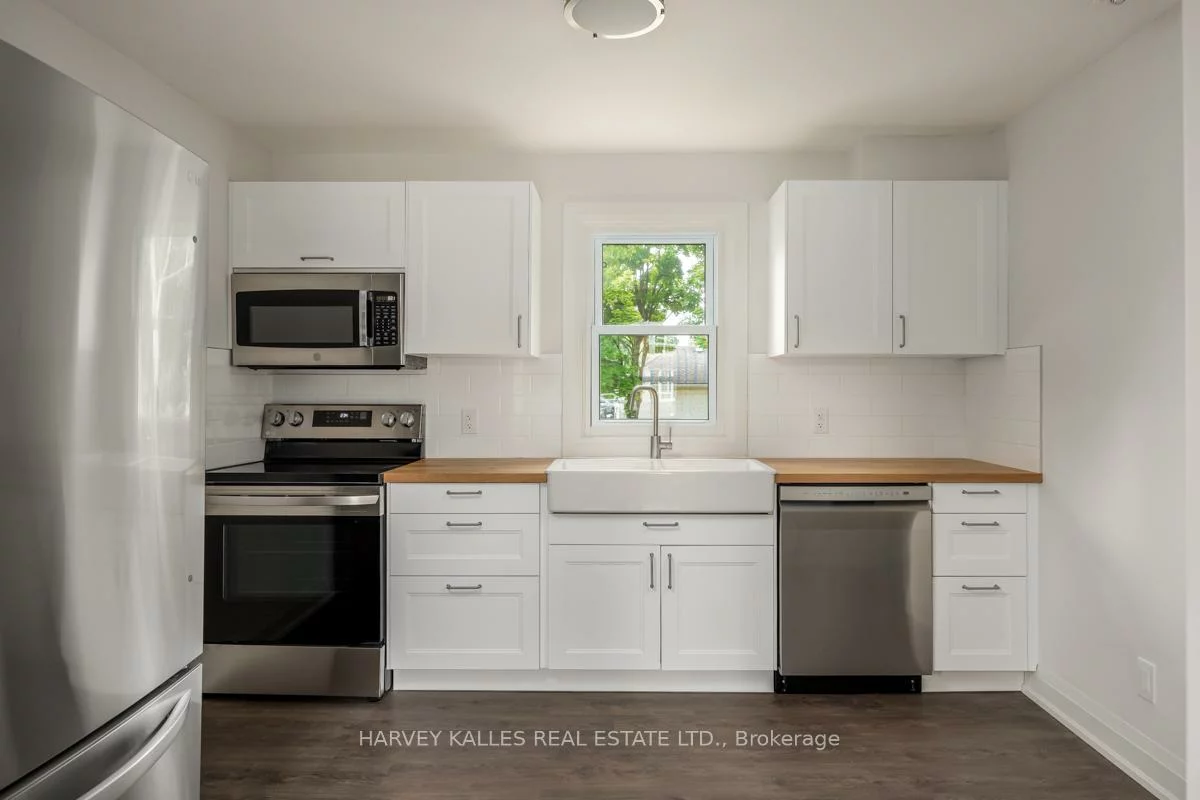 129, Major Mackenzie, Crosby, Richmond Hill