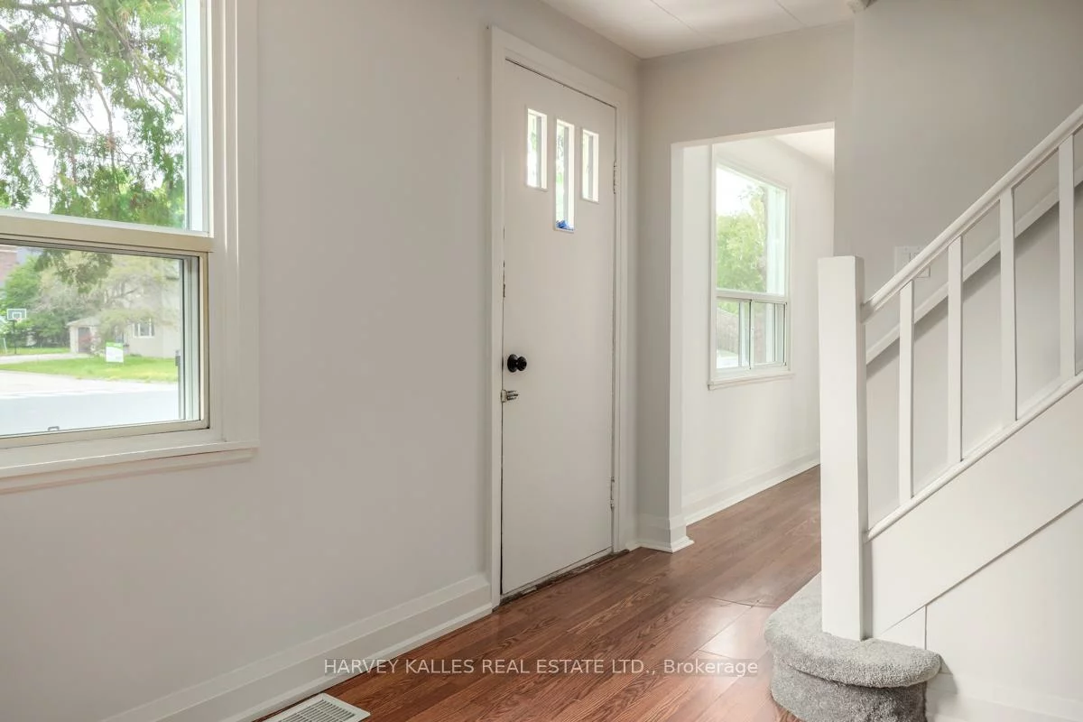 129, Major Mackenzie, Crosby, Richmond Hill