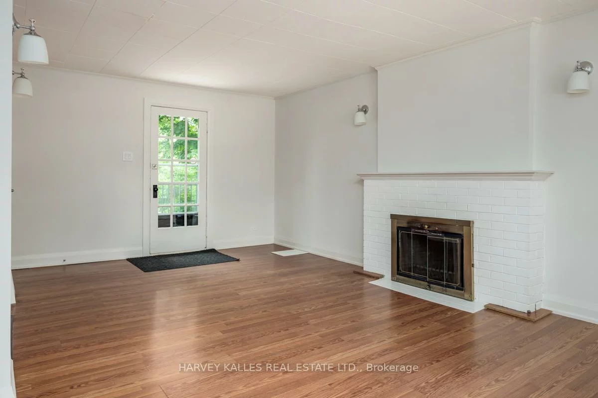 129, Major Mackenzie, Crosby, Richmond Hill