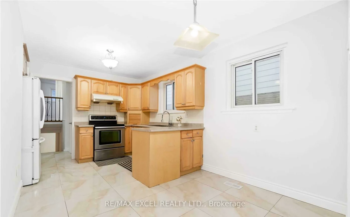 341, Crosby, Crosby, Richmond Hill