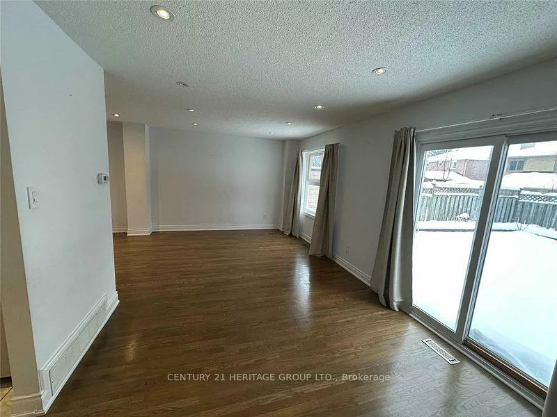 160, Don Head Village, North Richvale, Richmond Hill