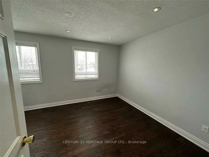 160, Don Head Village, North Richvale, Richmond Hill