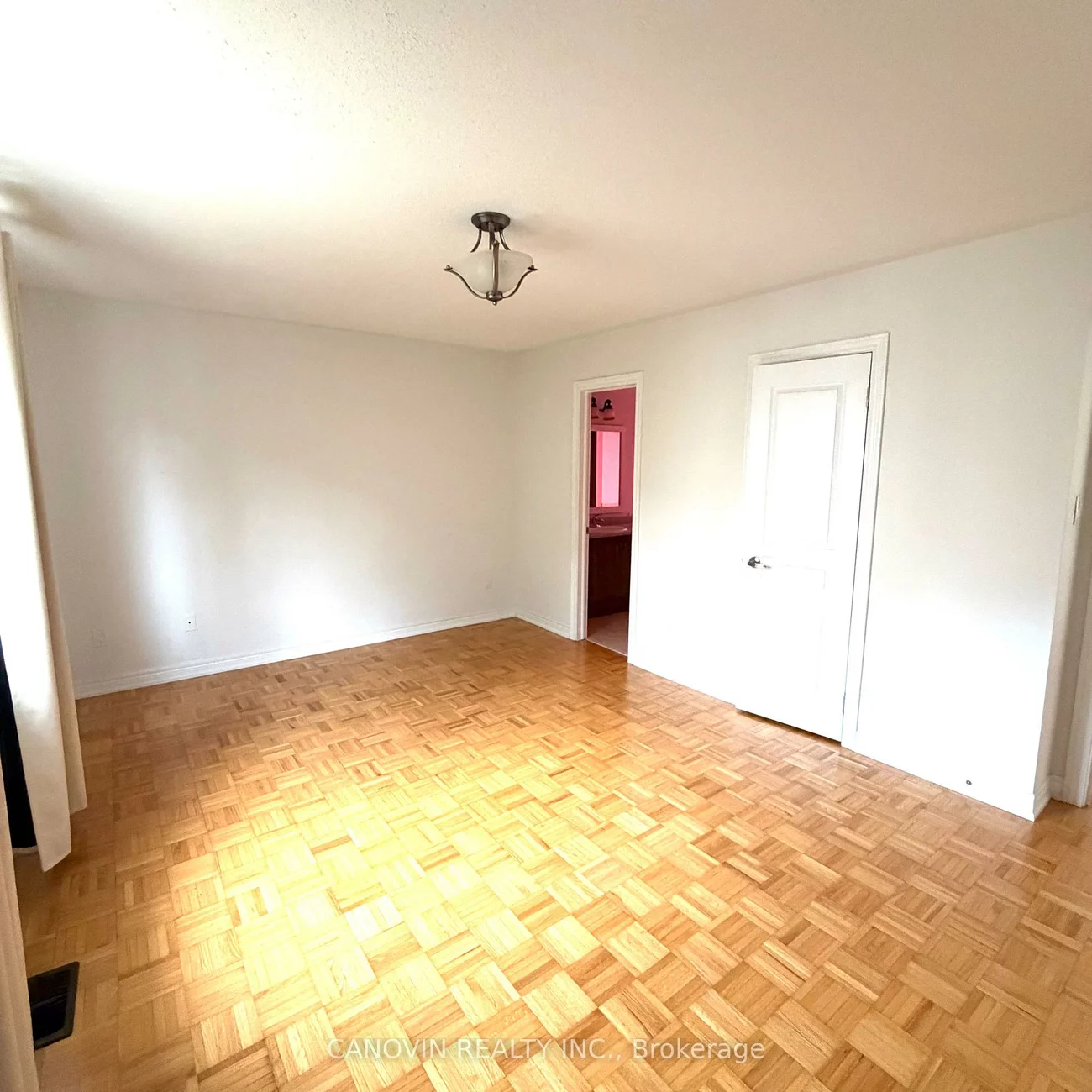 46, Misty Well, Jefferson, Richmond Hill